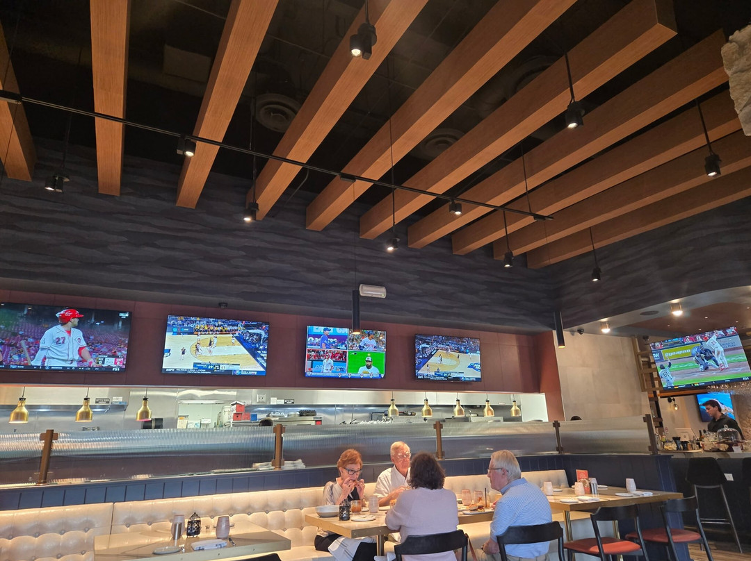 La Madre Canyon Grill主图