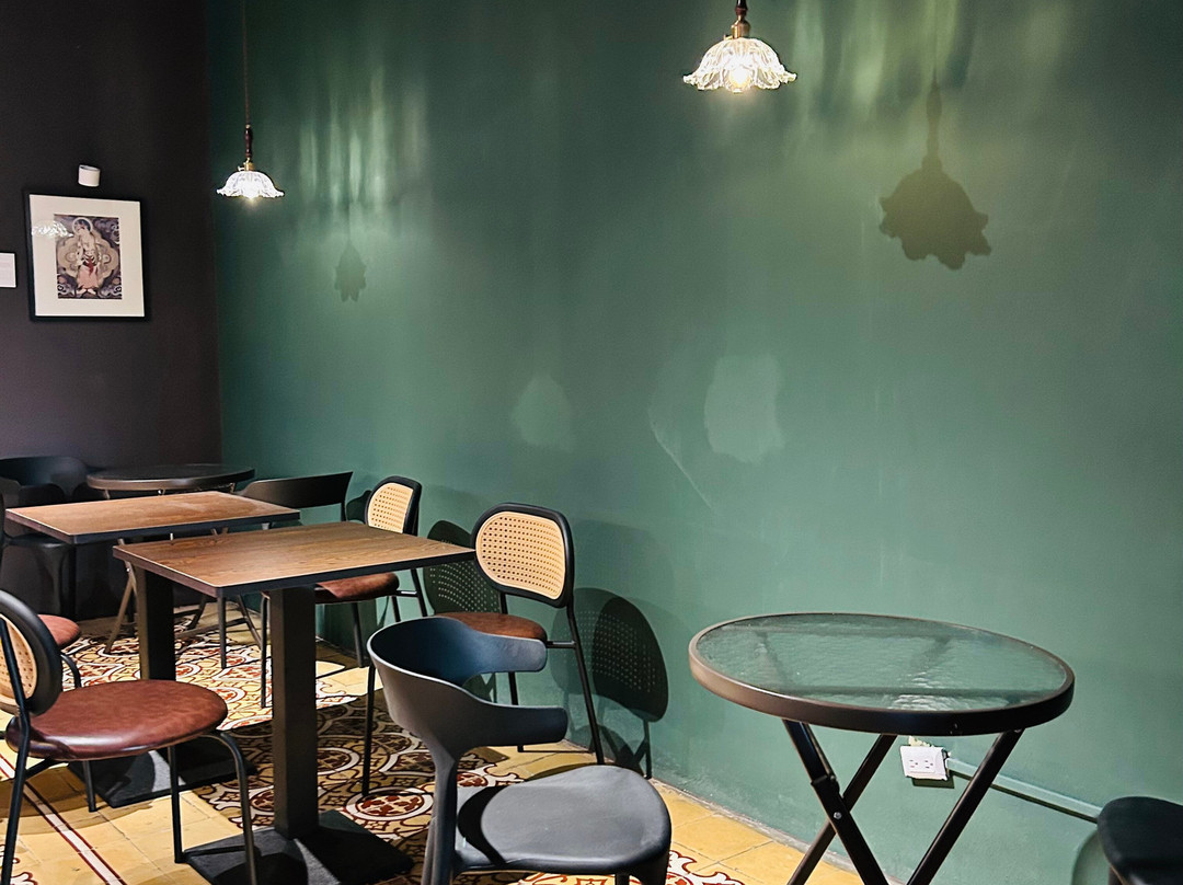 Yoté Tea Bar & Asian Bistro