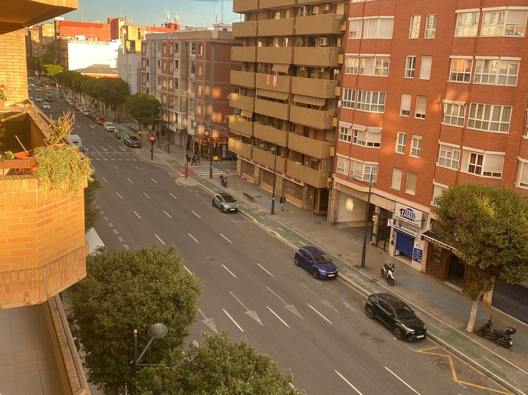 恩尔茨瓦伦西亚城市iStay酒店主图