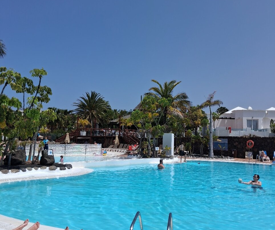 Bluesea Alyssa Suite Hotel主图