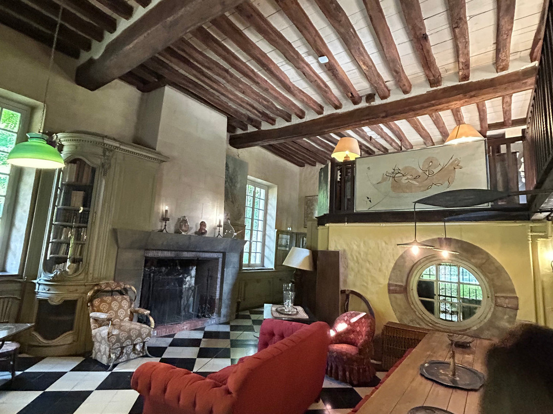 Maison Elsa Triolet-Aragon-Saint-Arnoult-en-Yvelines必去景点
