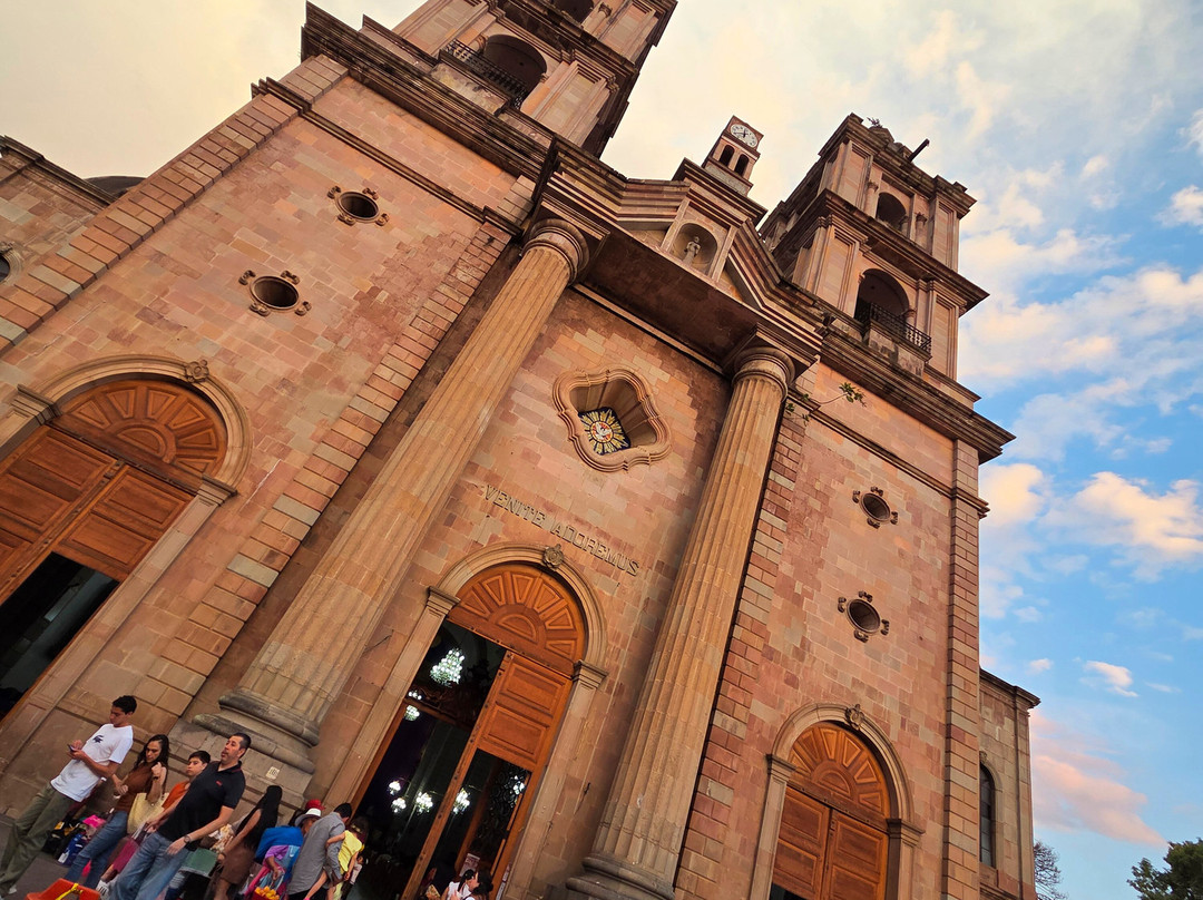 Parroquia de San Francisco de Asis-巴耶－德布拉沃必去景点