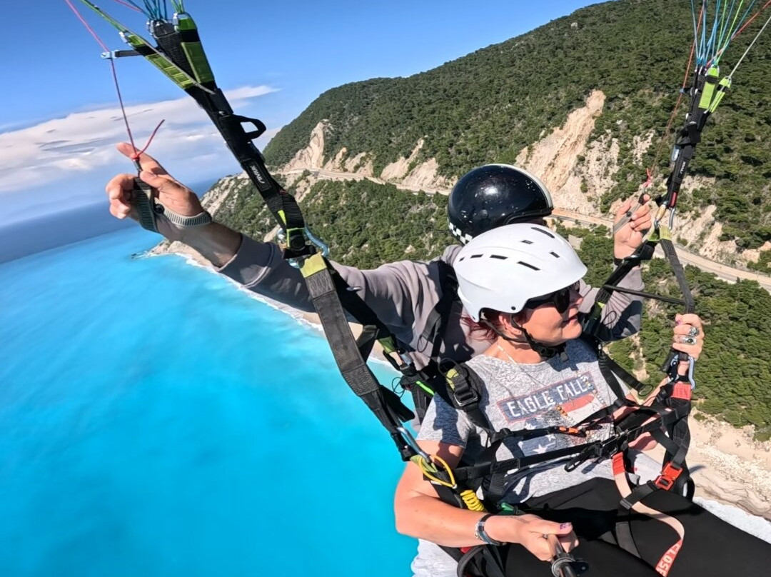 Lefkada Paragliding-Agios Nikitas必去景点
