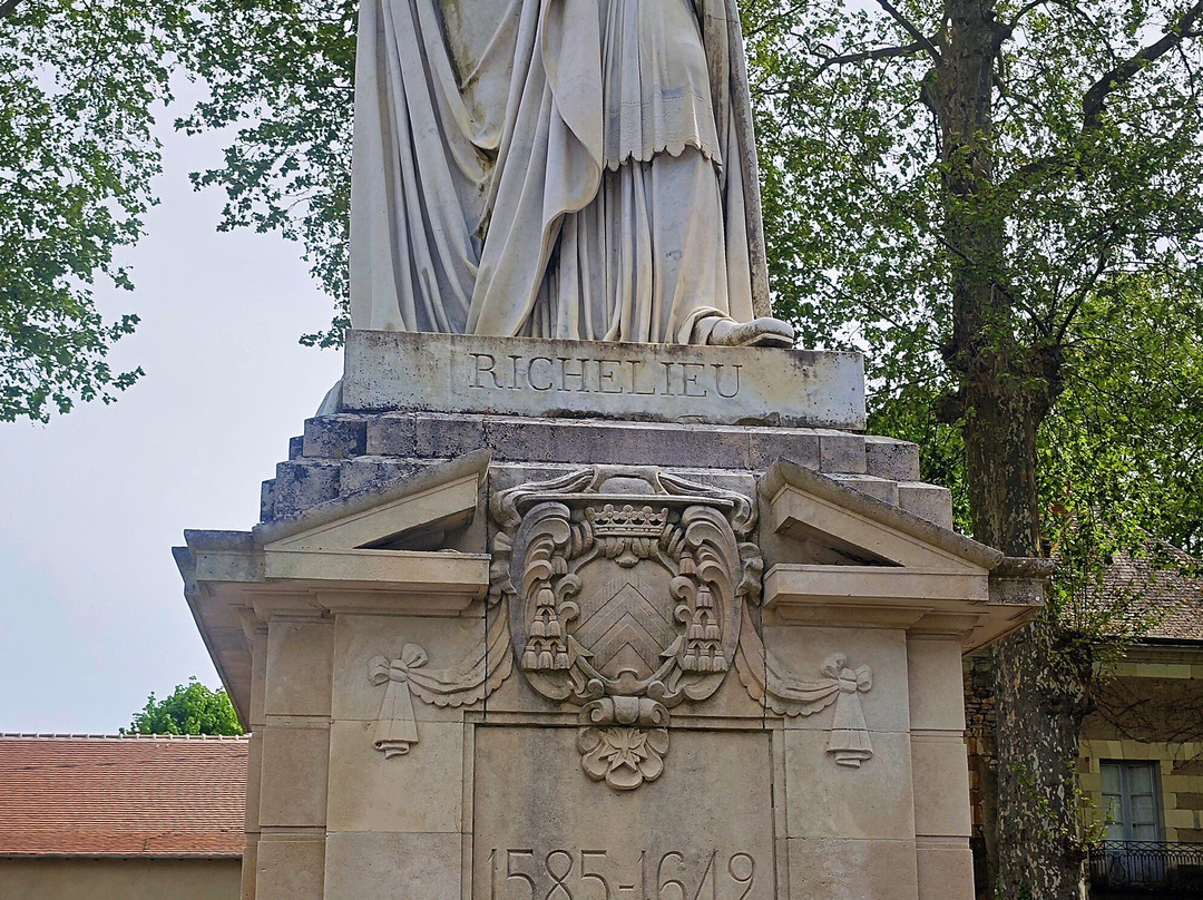 Statue de Richelieu-Richelieu必去景点