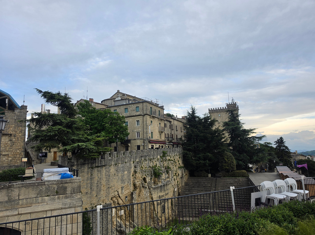 贝拉维斯塔酒店主图