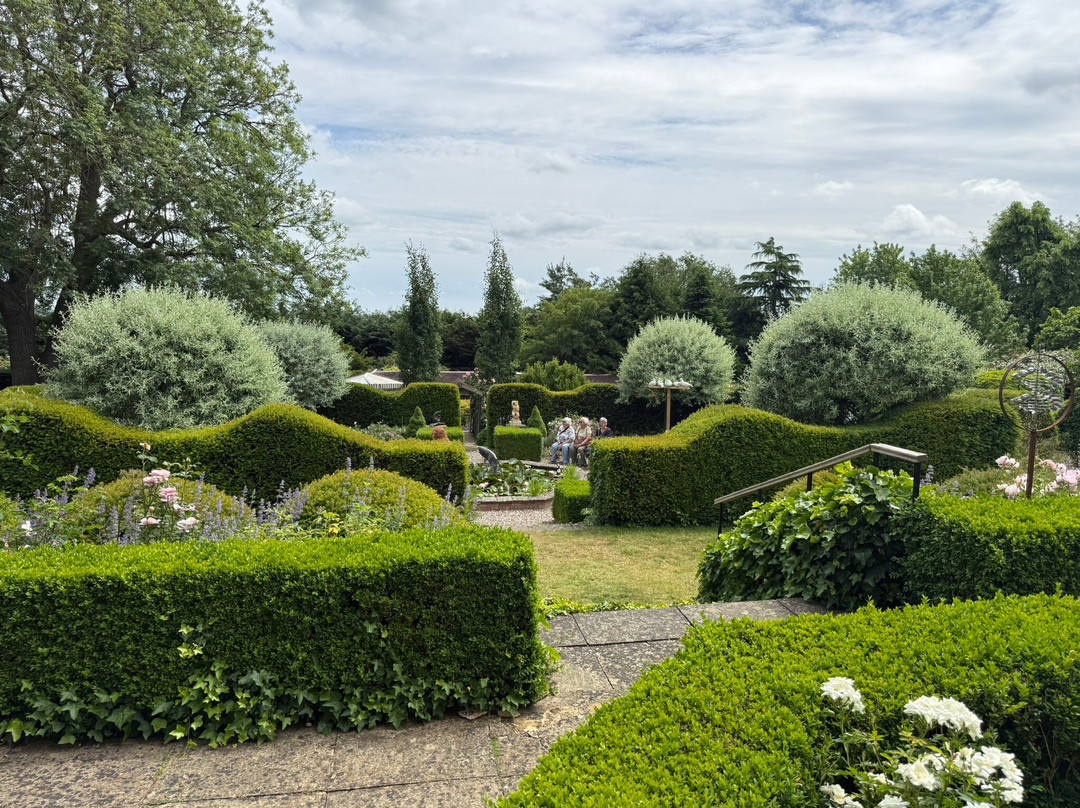 Showborough House Sculpture Garden-图克斯伯里必去景点