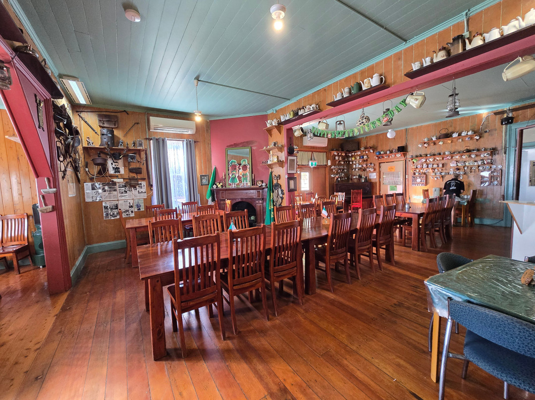 O'Shanley's Irish Hotel & Restaurant主图