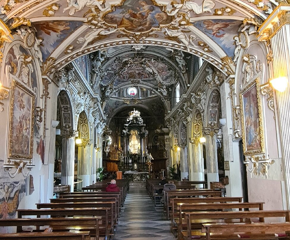 Santuario di Santa Maria del Monte-瓦雷泽必去景点