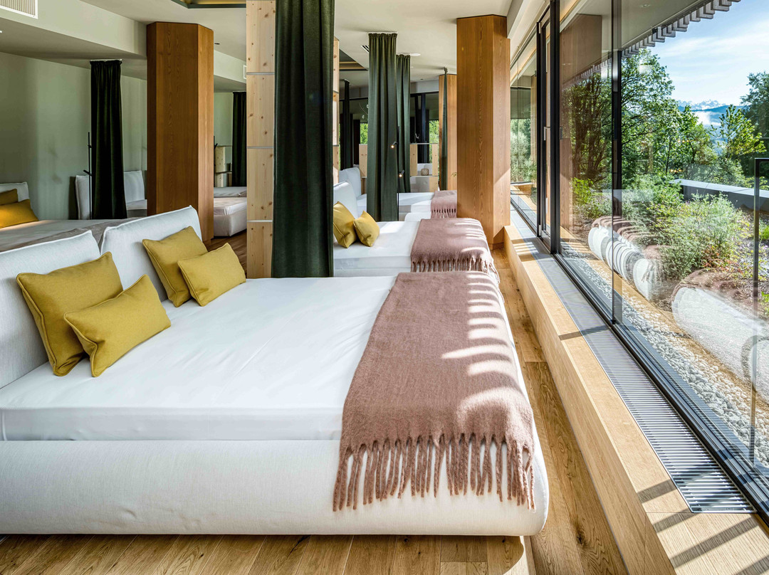 蒙塔丰The Leading Hotels of the World福肯斯泰纳家庭酒店主图