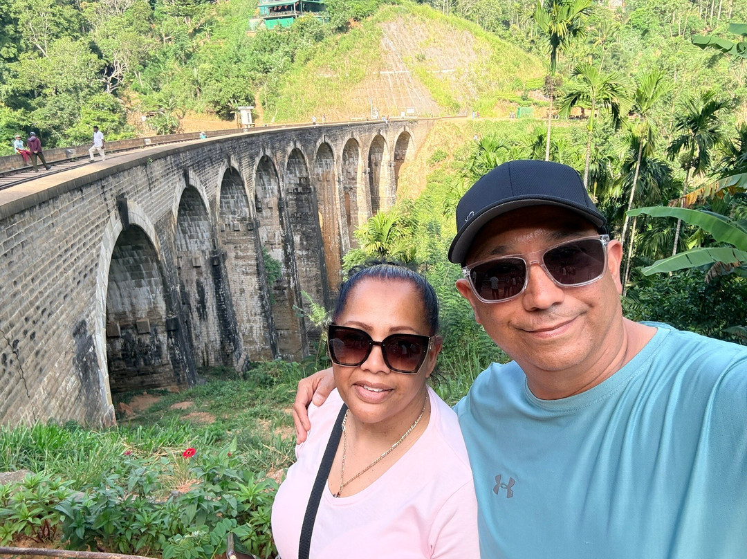 Geethmi Tours-亚洪加拉必去景点