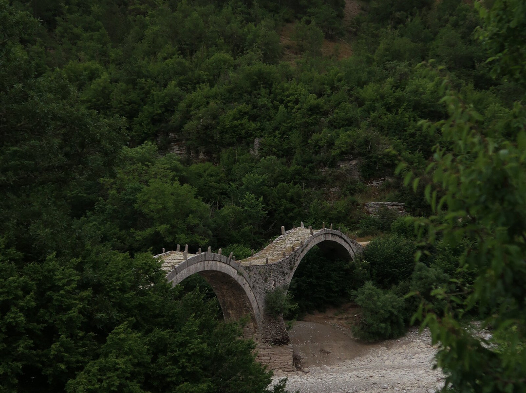 Bridge of Plakidas-Zagorohoria必去景点