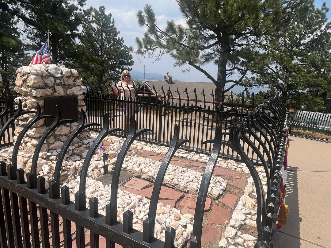 Buffalo Bill Museum And Grave-戈尔登必去景点