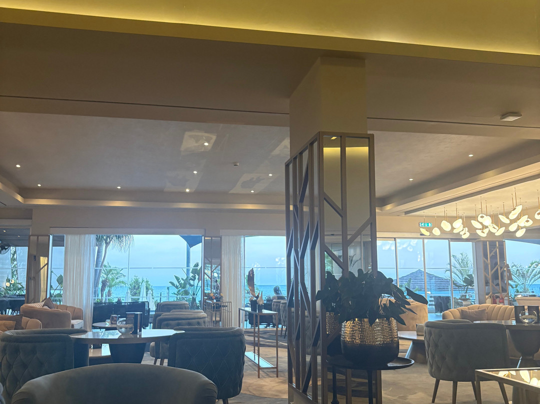 阿波罗尼亚皇家酒店主图