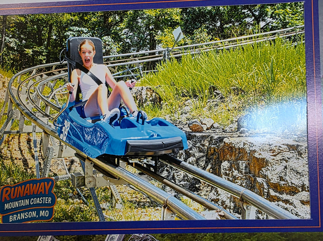 Runaway Mountain Coaster-布兰森必去景点