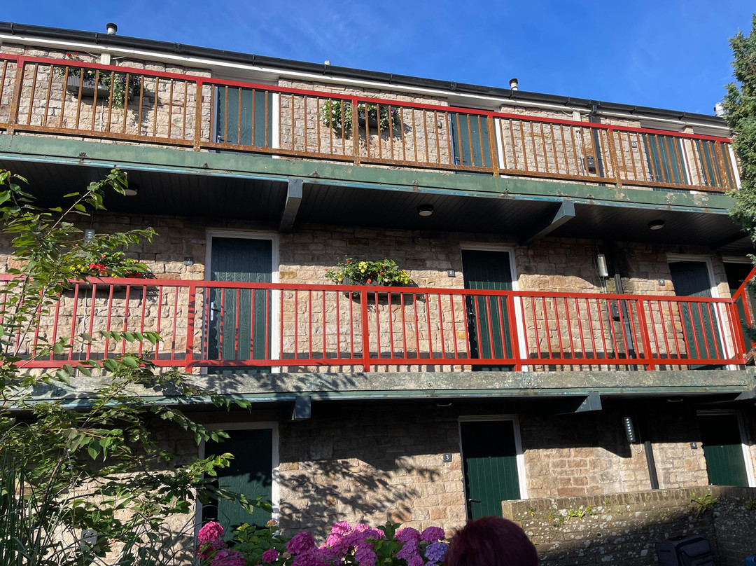 The Melbreak Hotel主图
