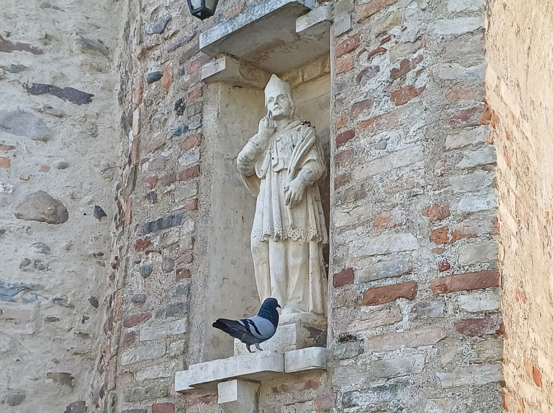 Statua di San Giovanni Nepomuceno-明乔河畔瓦莱焦必去景点