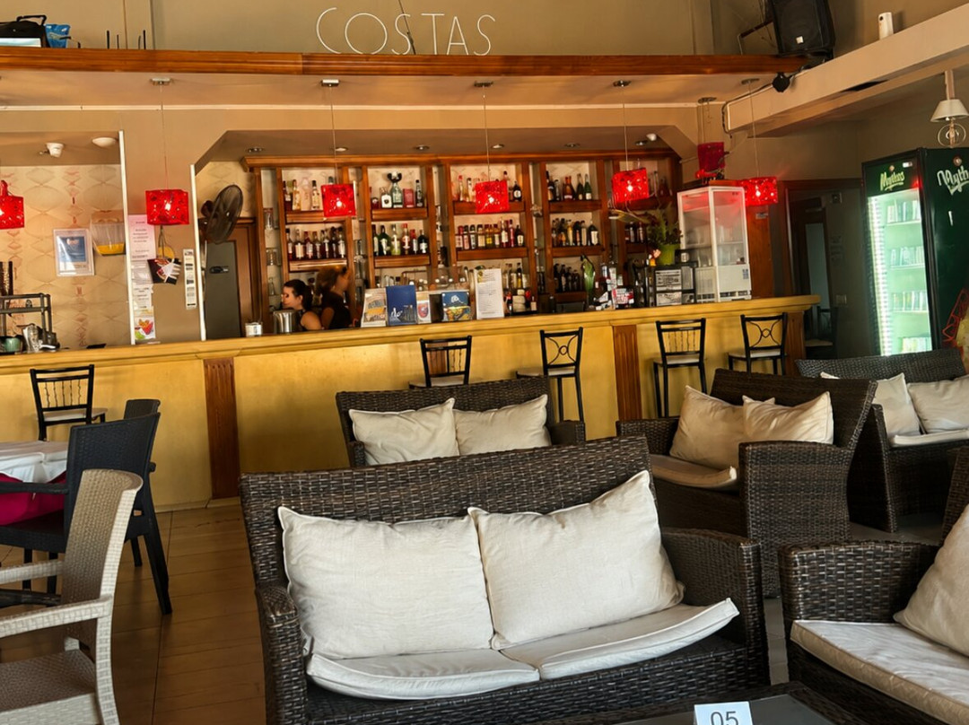 Costas Pool Bar, Kalamaki