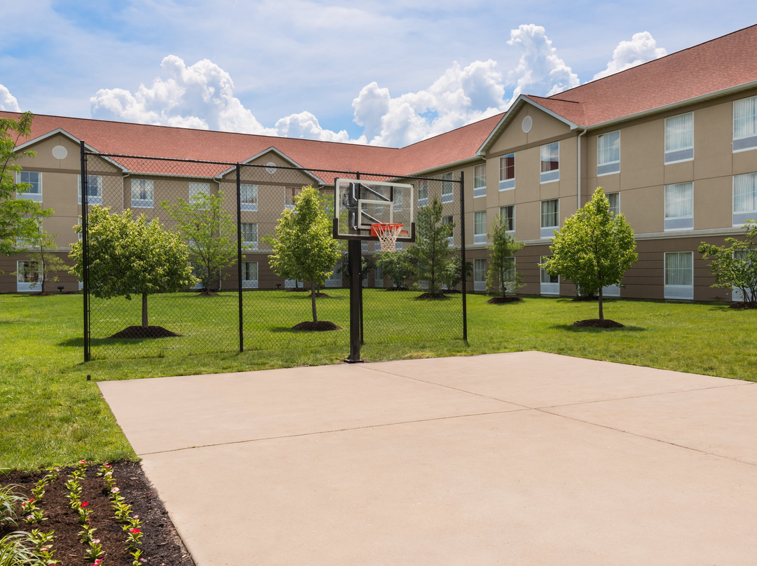 Earth City酒店住宿-Larkspur Landing Extended Stay Suites St. Louis Riverport- Airport West