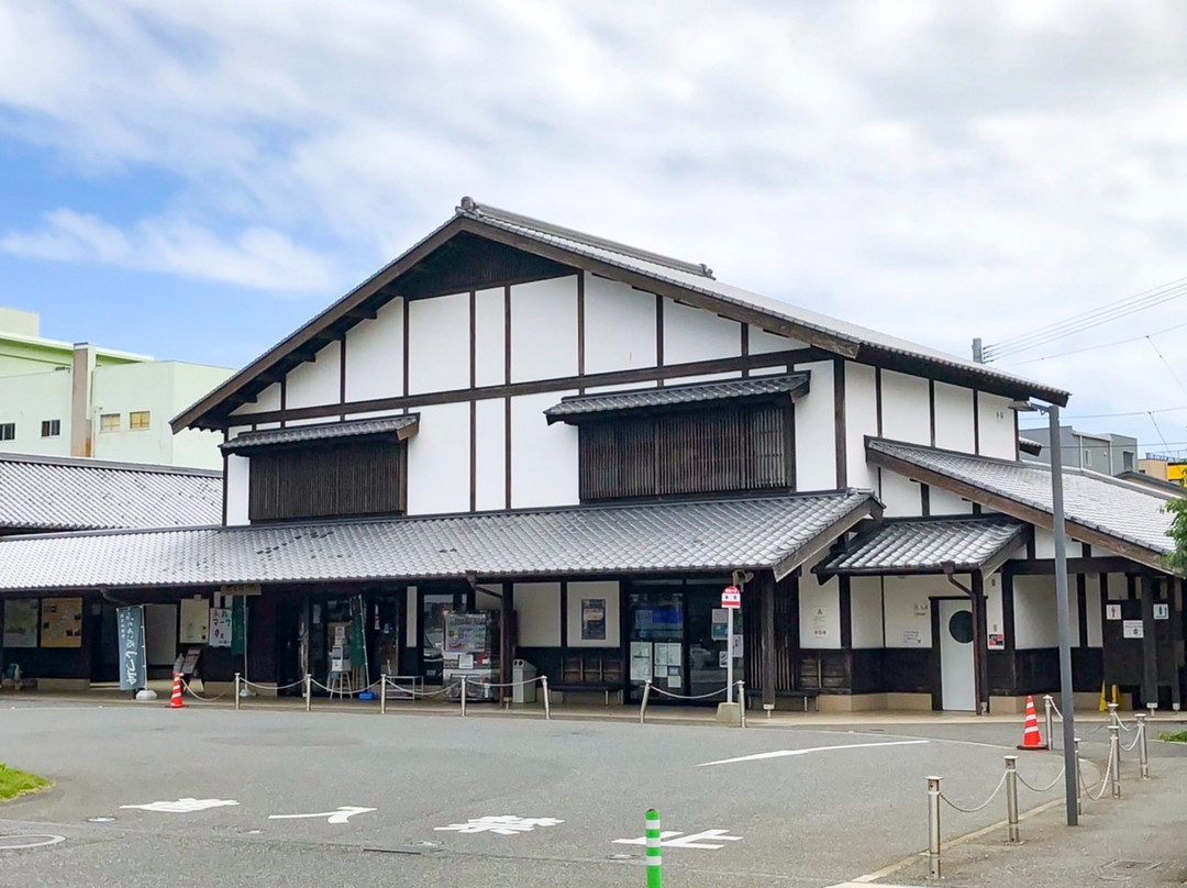 对马酒店主图