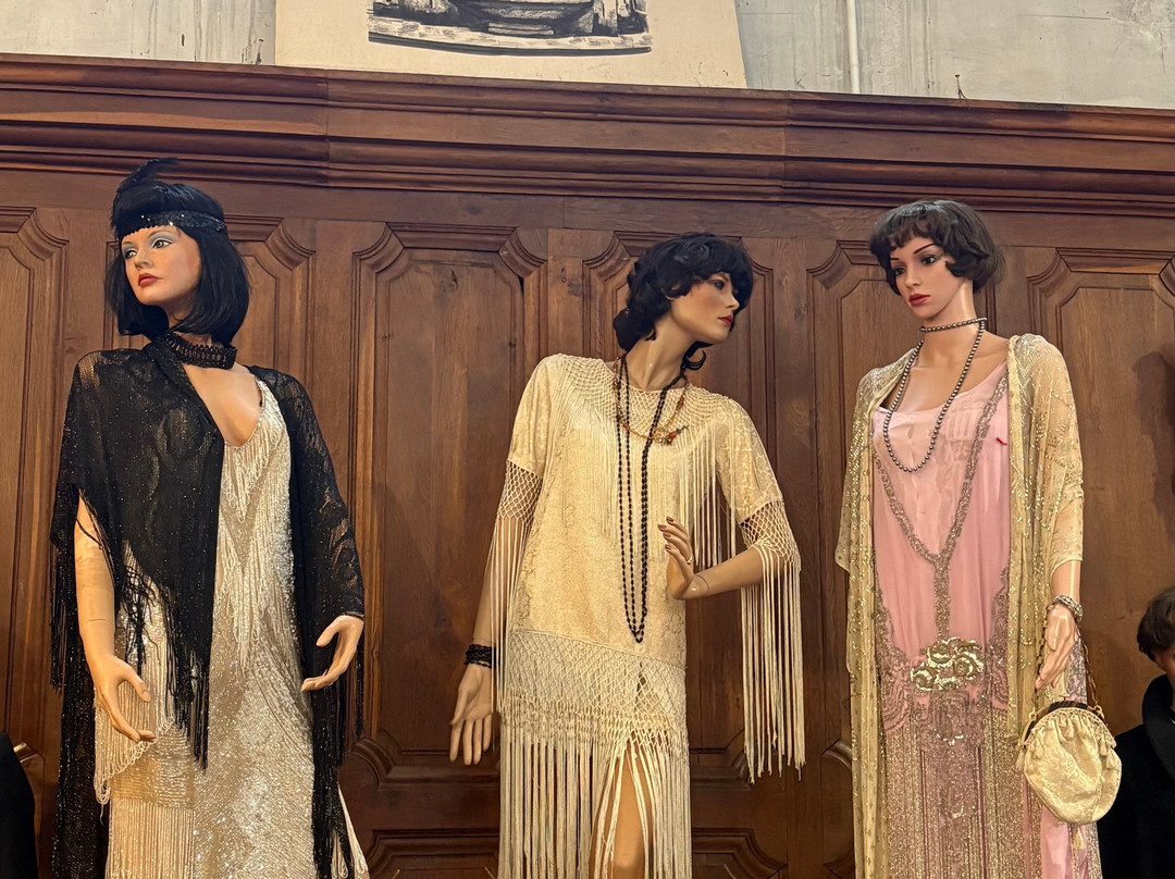 Musée du Costume et  des traditions comtoises-Ornans必去景点