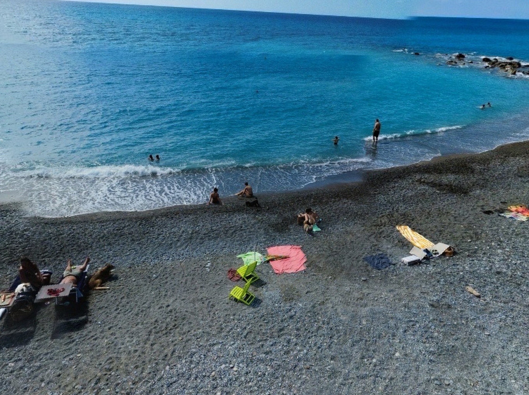 Spiaggia dei Cani-博尔迪盖拉必去景点