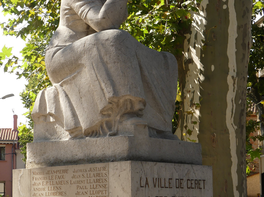 Monument Aux Morts-Ceret必去景点