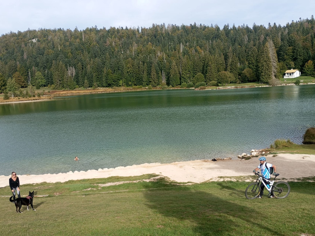 Lac Genin-Oyonnax必去景点