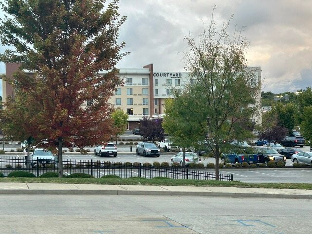 Brentwood酒店住宿-Courtyard by Marriott St. Louis Brentwood