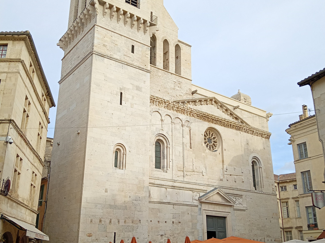 Cathedrale Notre-Dame-Et-Saint-Castor de Nimes-尼姆必去景点
