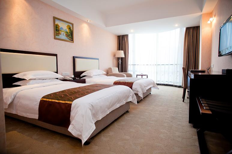 武汉新港国际大酒店(阳逻管委会阳逻开发区地铁站店）主图