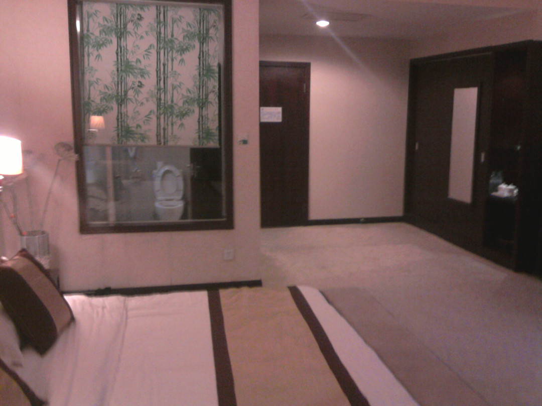 东园国际大酒店主图