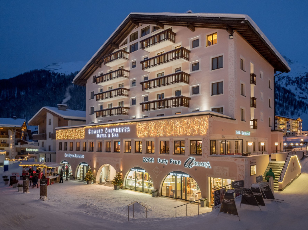 萨姆瑙恩酒店住宿-Hotel Silvretta