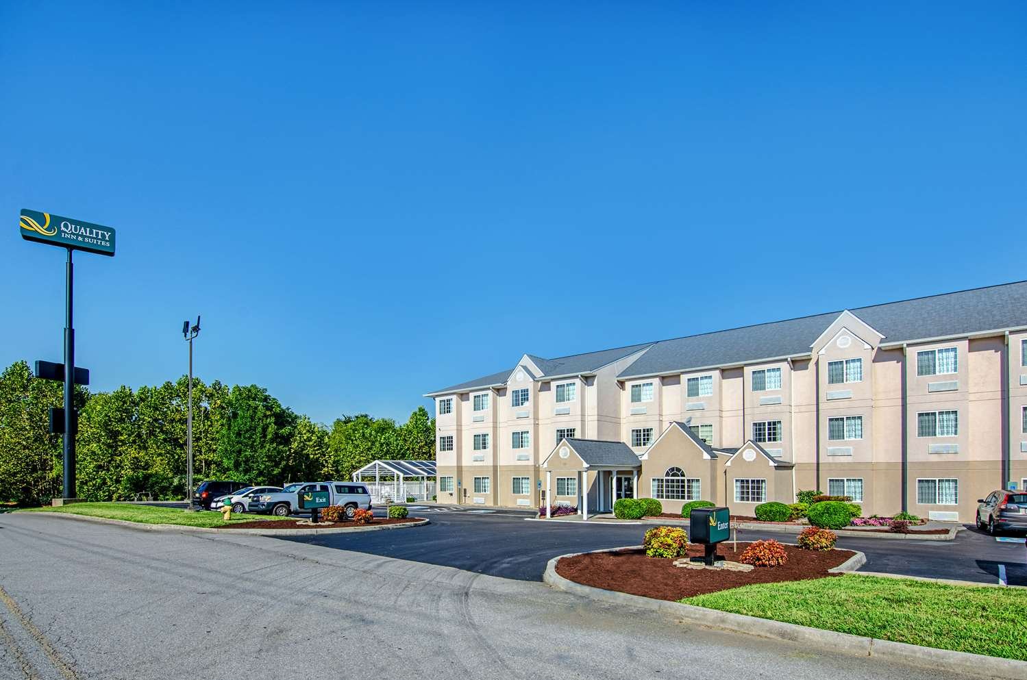 Quality Inn & Suites I-81 Exit 7-官方