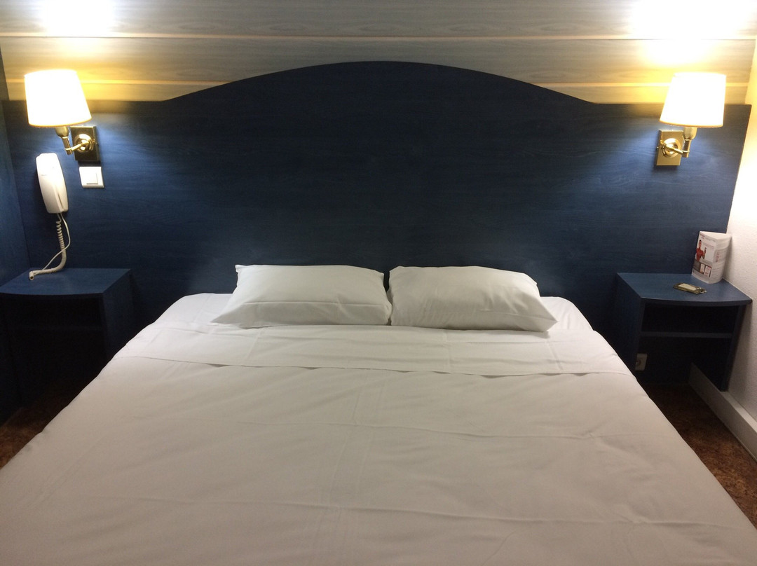 Contact Hotel Bleu France