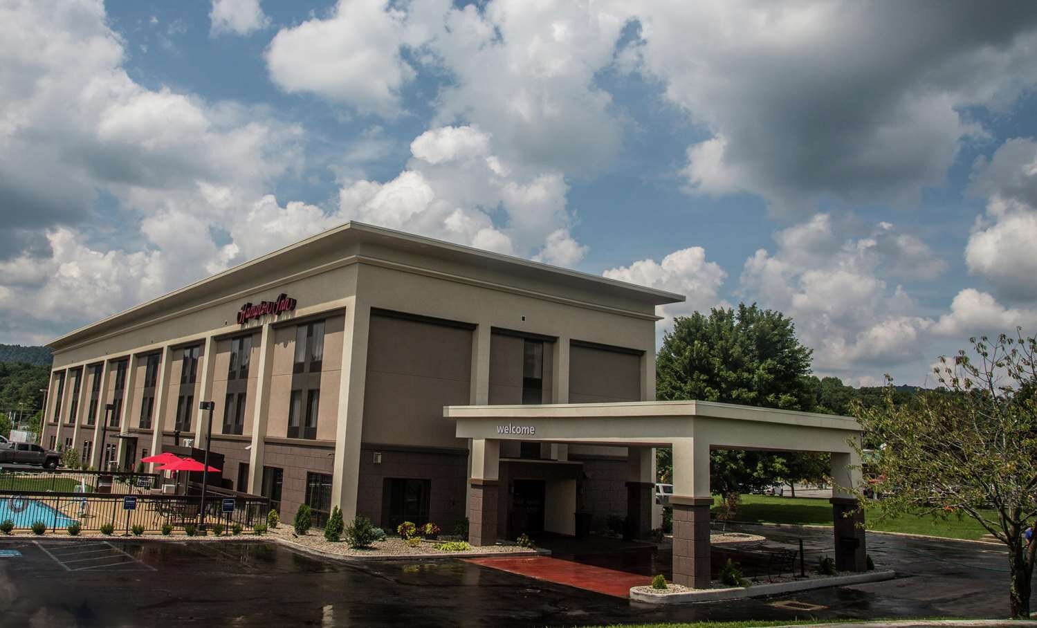 Hampton Inn Summersville-官方