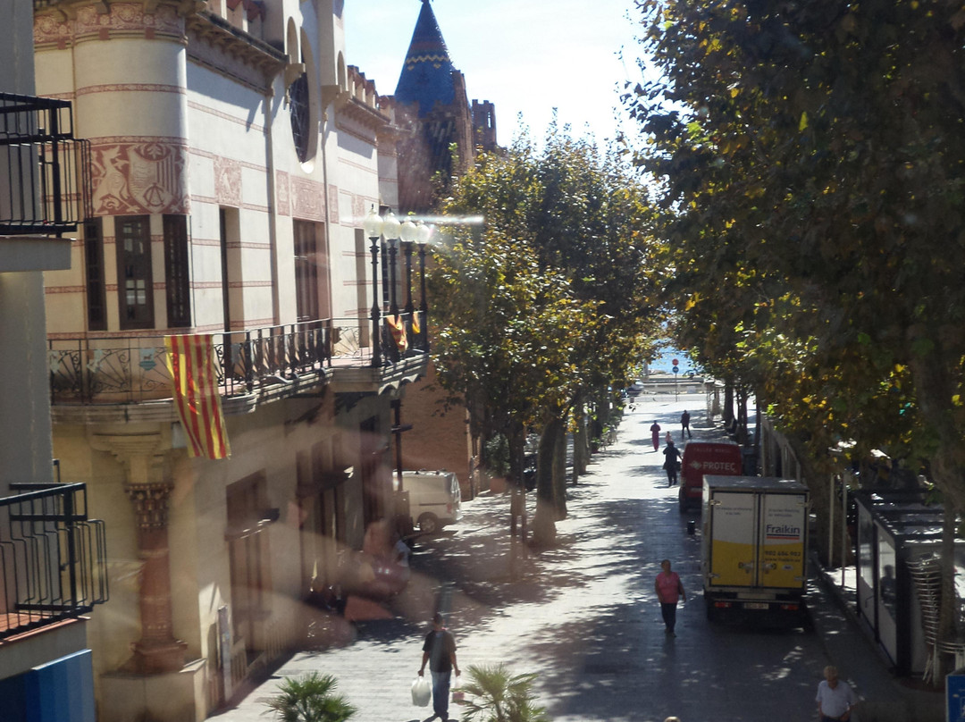 Centre d'Estudis Lluis Domenech i Montaner - Day Tours-Canet de Mar必去景点