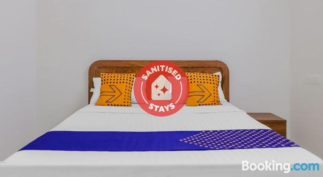 SPOT ON 79555 Vijay Comforts