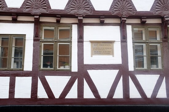 The School for the Poor-欧登塞必去景点