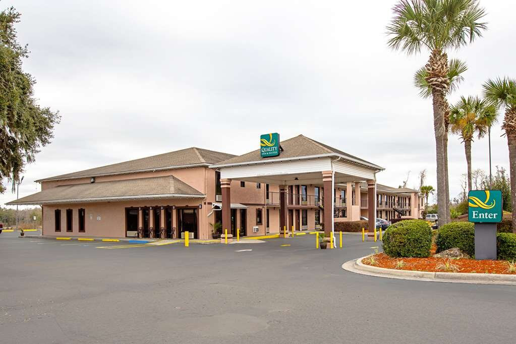 Mayo酒店住宿-Quality Inn & Suites Live Oak I-10 Exit 283