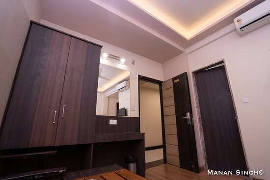 Hotel The Samrat主图