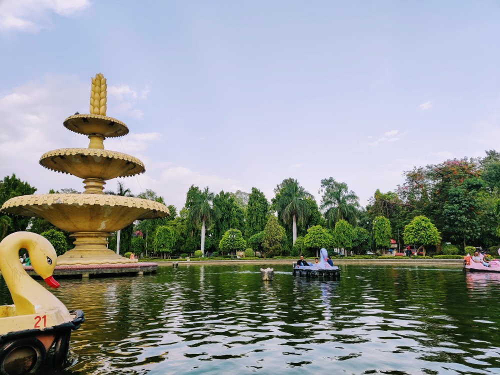 Sukhadia Circle Fountain景点图片