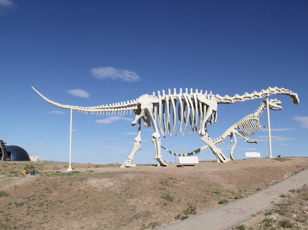 二连浩特市旅游景点-二连浩特恐龙博物馆