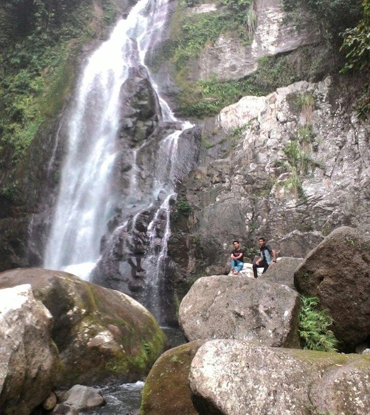 Lubuk Hitam (LBH) Waterfalls景点图片