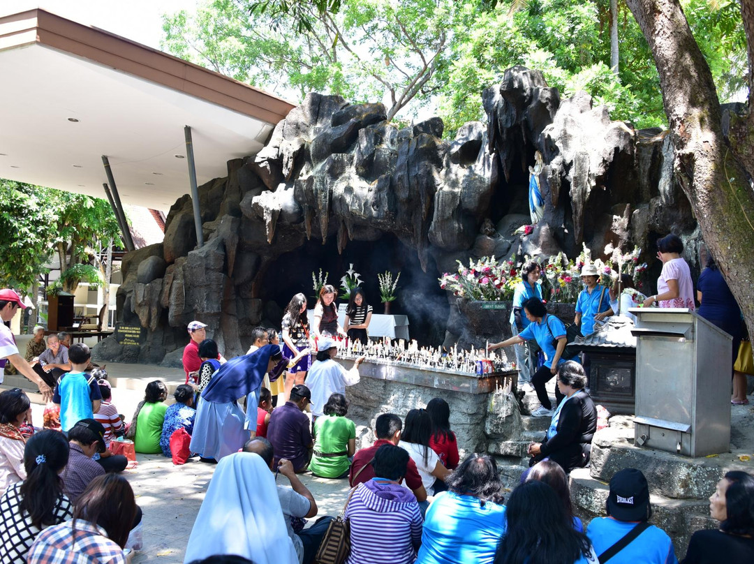 Gua Maria Kerep Ambarawa景点图片