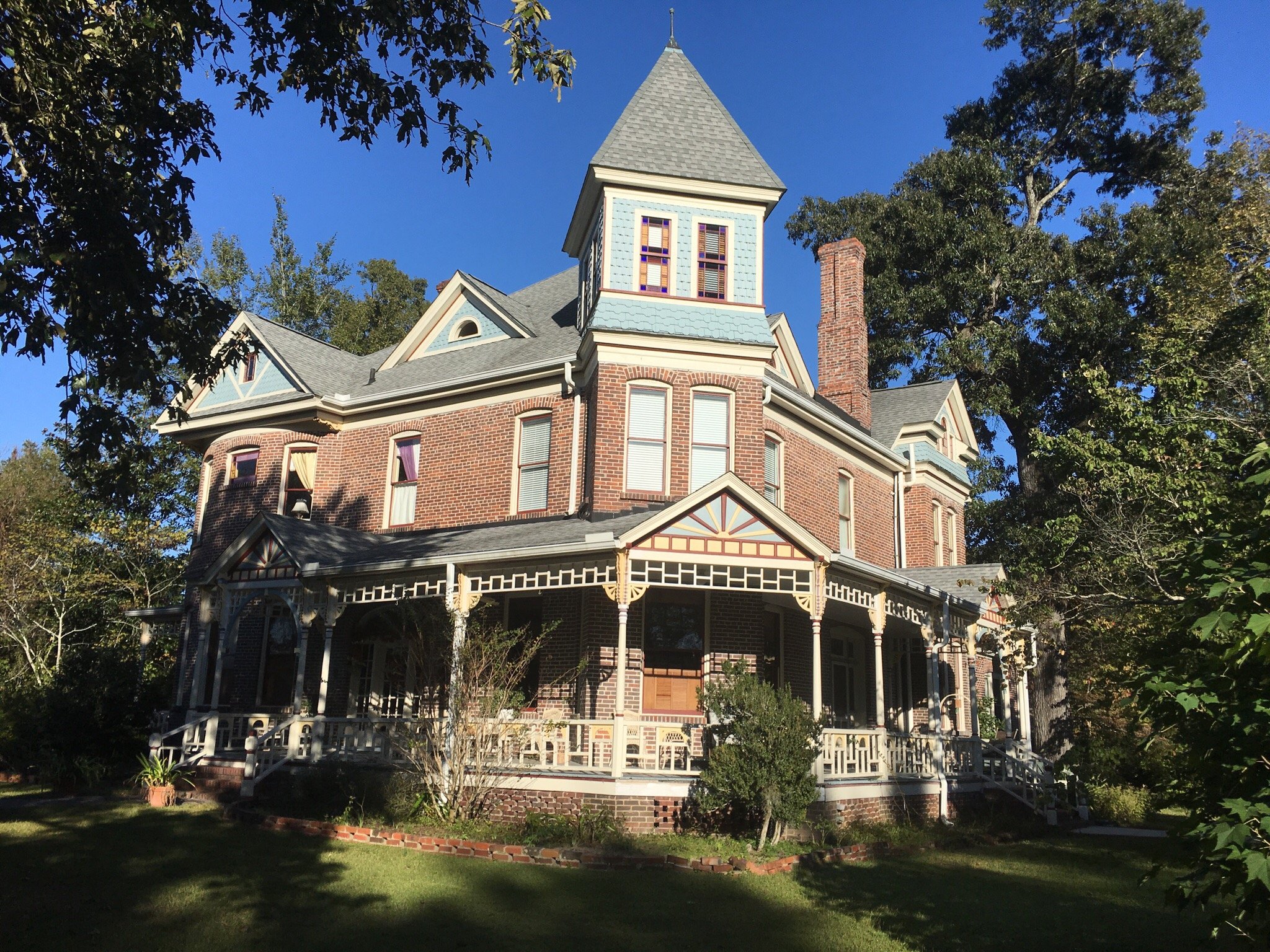 The Grove Inn-官方