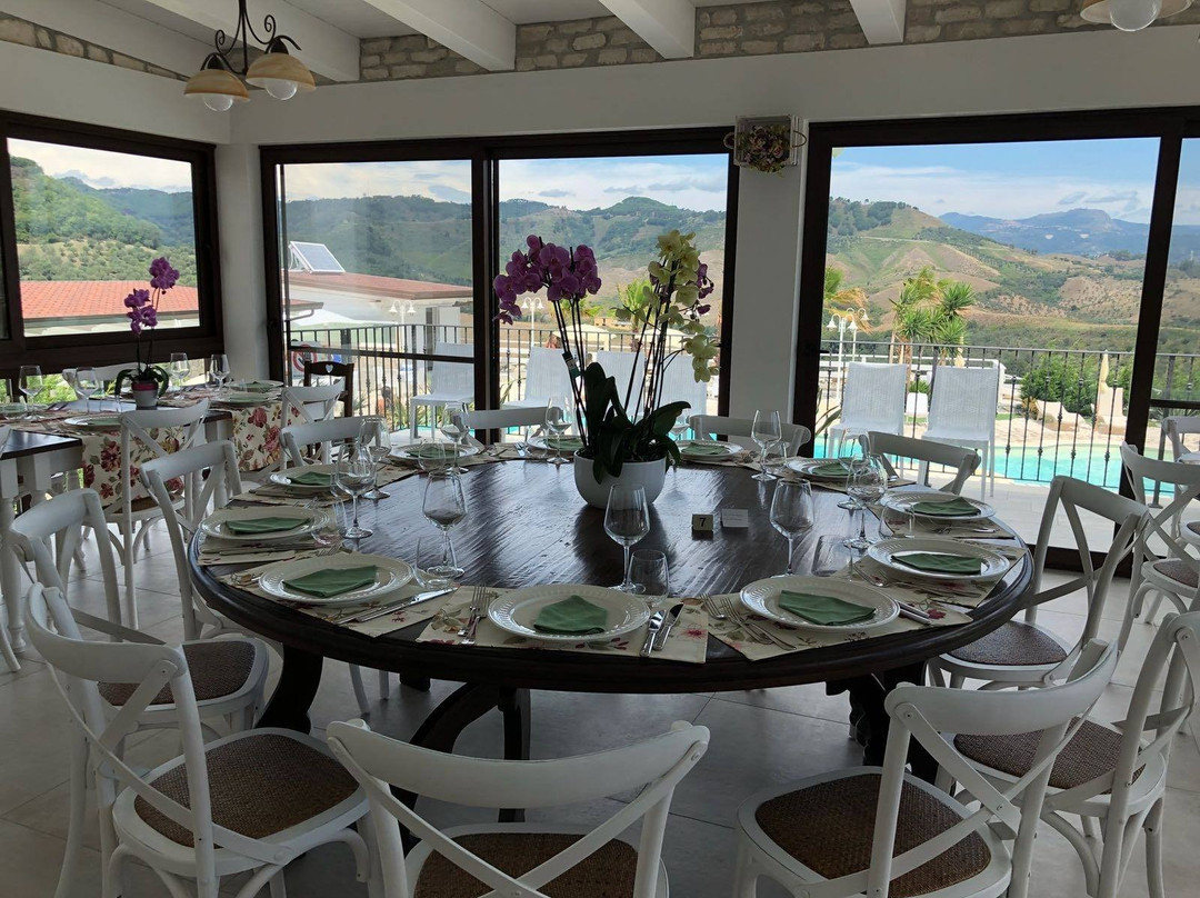 Caraffa di Catanzaro餐馆和美食-Tenuta Gironda