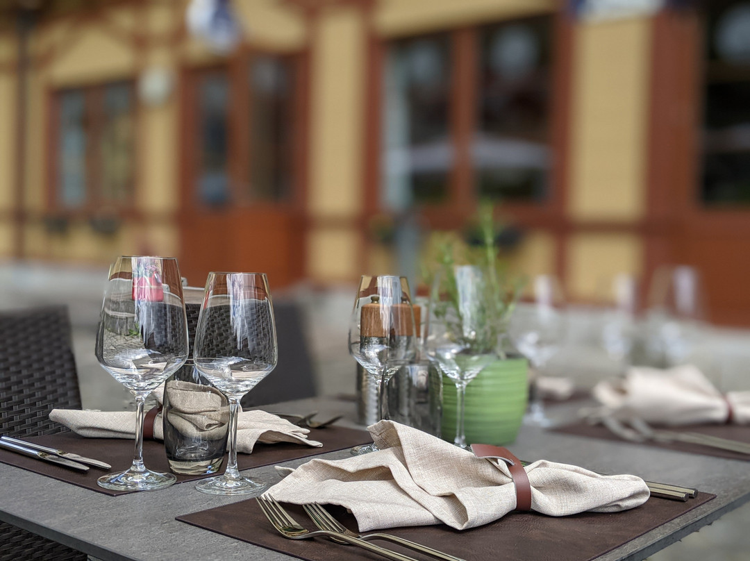 Alpnachstad餐馆和美食-Gleis 3 Bistro [Nomie]