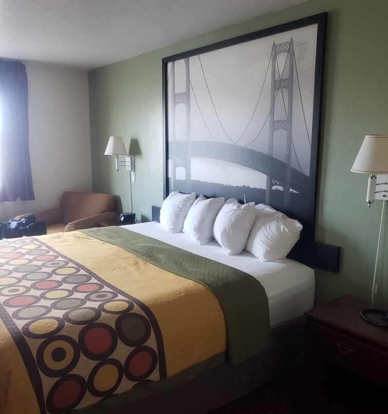 Super 8 by Wyndham Mt. Pleasant主图