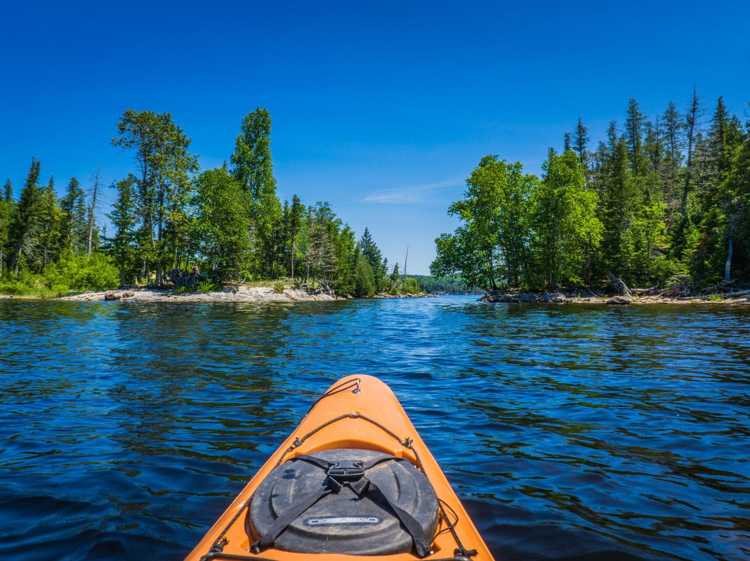 Parc régional du Poisson Blanc-Notre-Dame-du-Laus必去景点