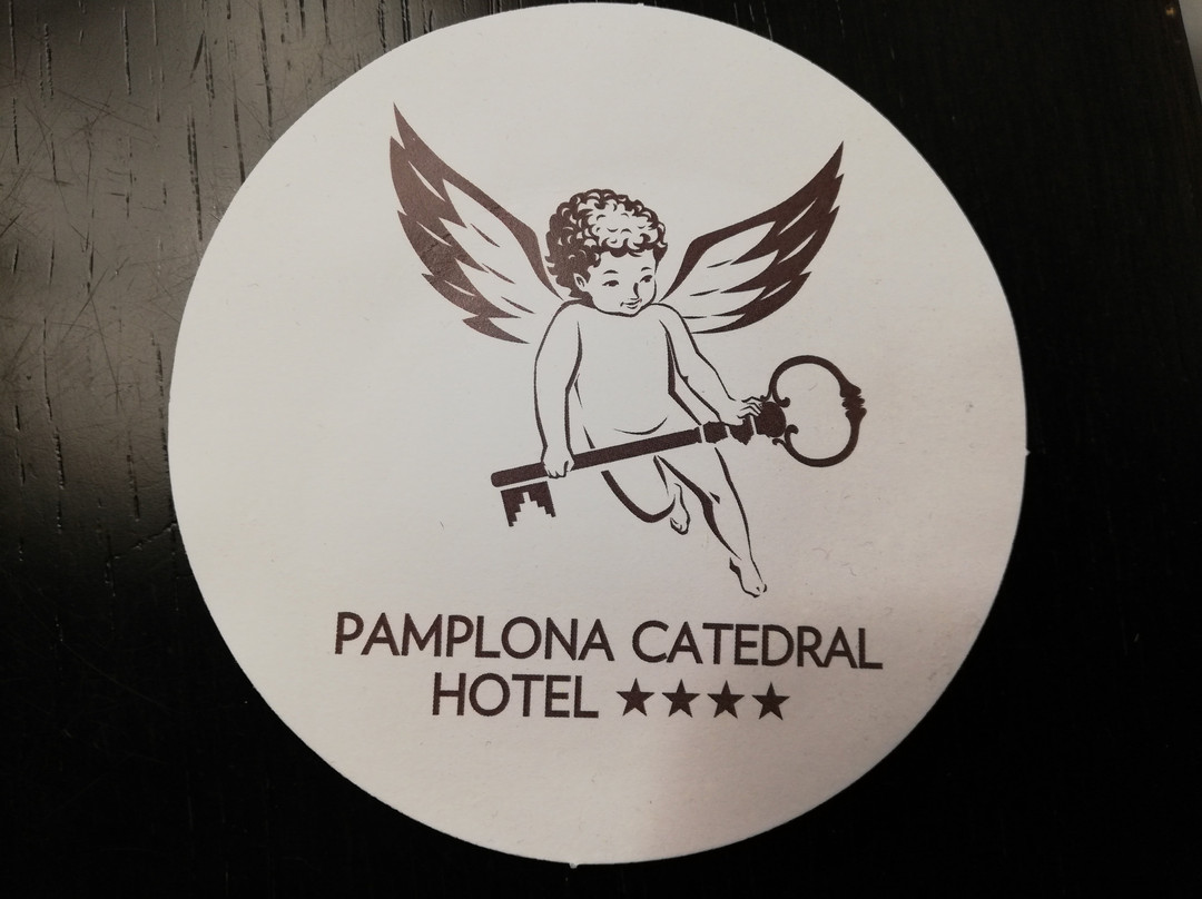 旅途之门酒店主图